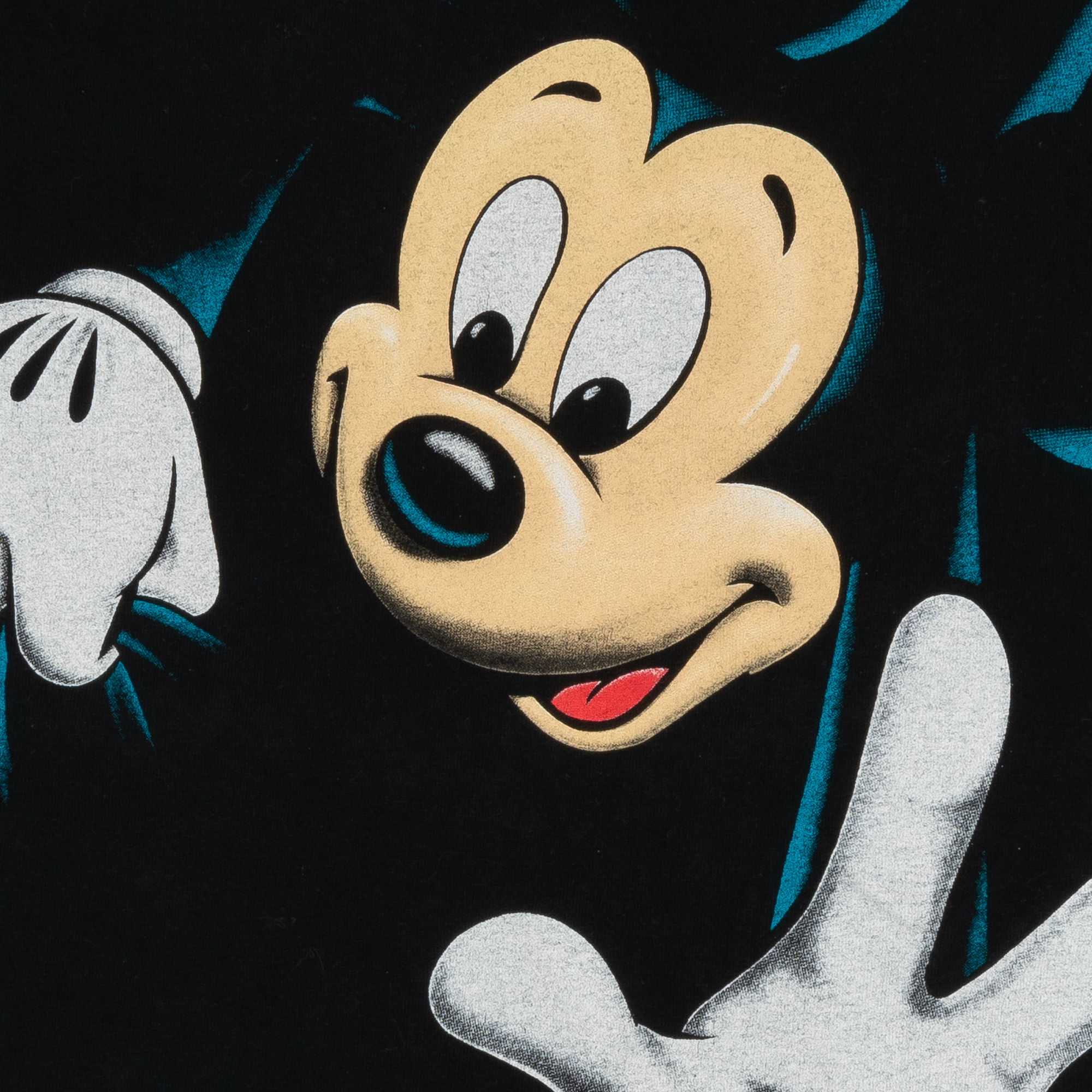 Mickey Mouse Reach Around Disney Wear Tee Black-PLUS