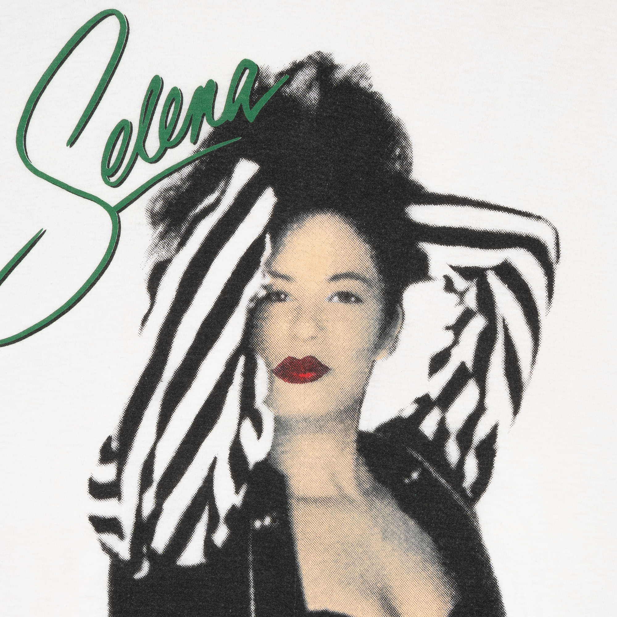Selena Siempre Te Recordaremos 90s Tee White-PLUS
