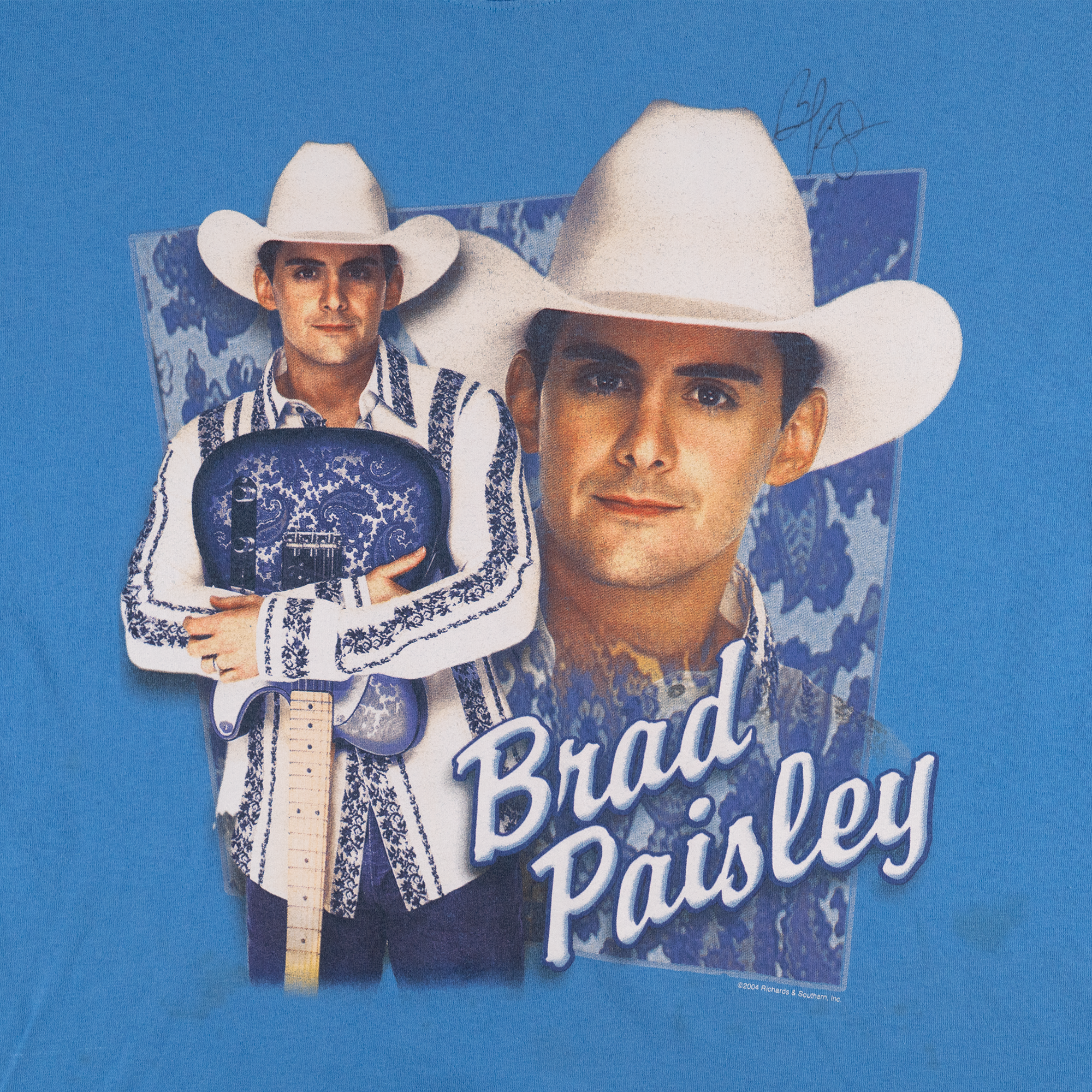 Brad Paisley 2004 Signed Tour Tee Blue-PLUS