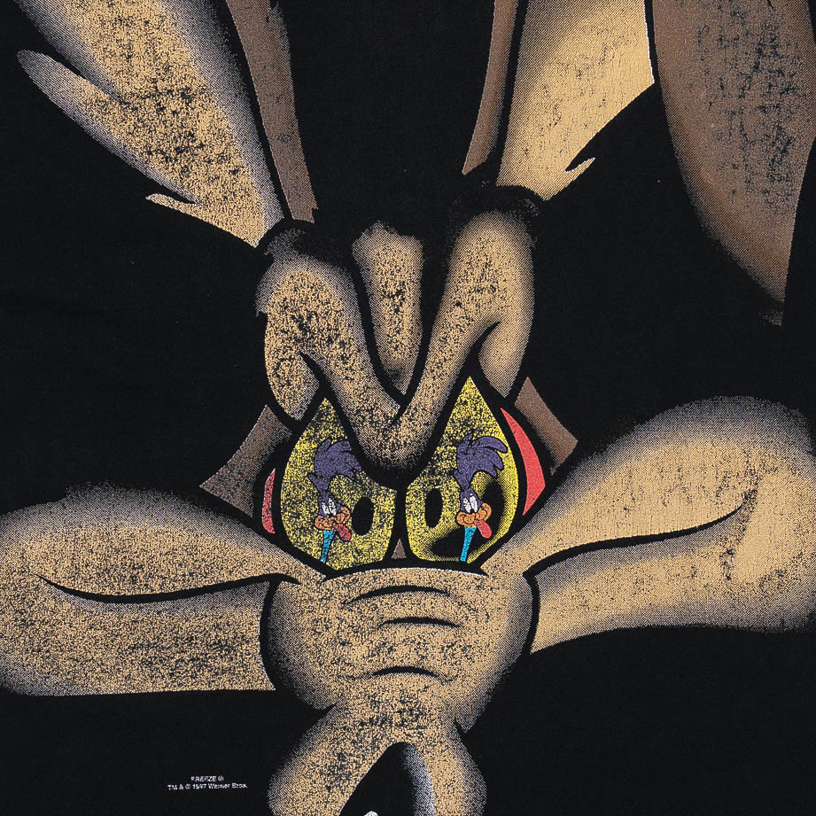 Wile E. Coyote 1997 Looney Tunes Tee Black-PLUS
